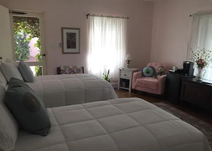 Casa Paloma B&B