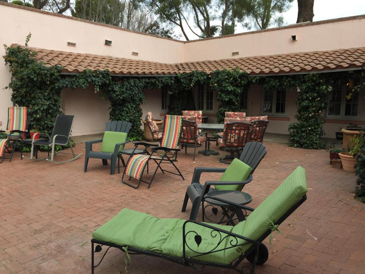 Casa Paloma Bed & Breakfast 3*